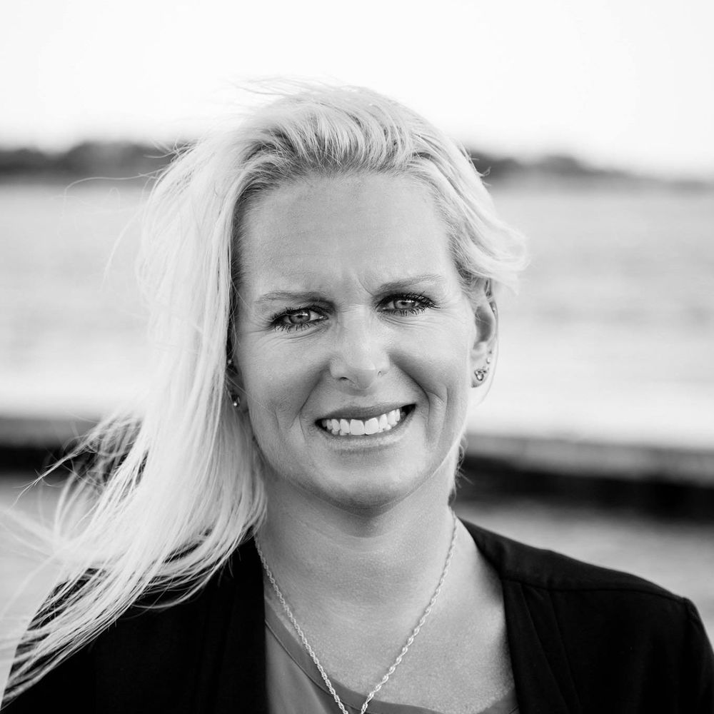 Meet your Posher, Pascha